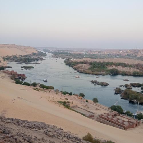 Houseboat Hotel and Nile Cruises Zainoba - image 3