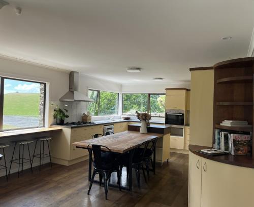 Tipapa Deer Park - Spacious Rural lodge Sleeps 22 in Hurunui