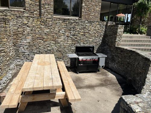 Tipapa Deer Park - Spacious Rural lodge Sleeps 22 in Hurunui