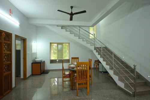 Prashanthi Nature View - Luxury 2Bhk Pool Villa in Bramavara