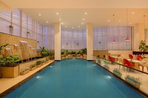 Swimming pool, Lemon Tree Hotel, Ranchi in Ranchi