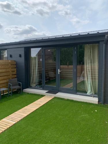 Jardín, Farmhouse Bintje met Airco in Terneuzen