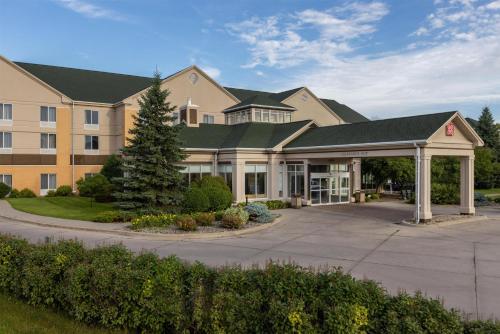 . Hilton Garden Inn Grand Forks-Und