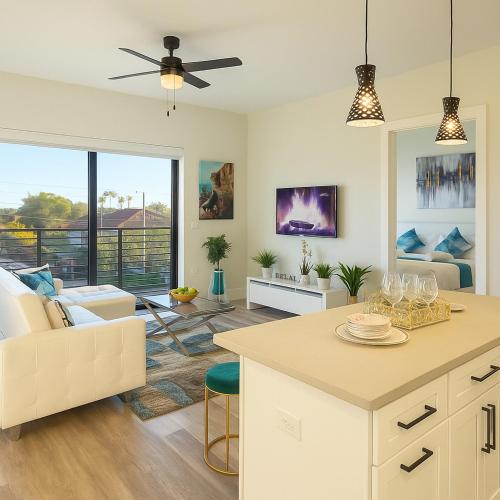 Lux place and cozy 3Beds 2Rooms enjoy life in WPB Gym, EV Station Nearby the downtown and beaches in West Palm Beach, USA