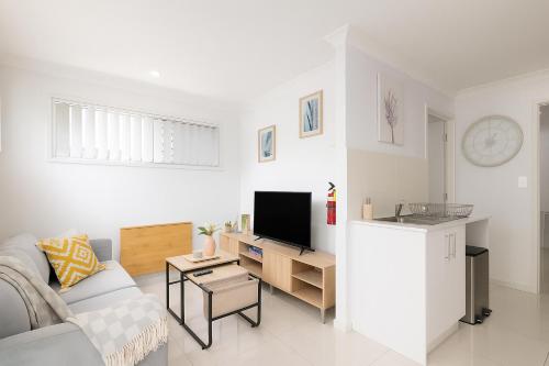Smart Suites Self Check-in Apartments - S Freney - Brisbane