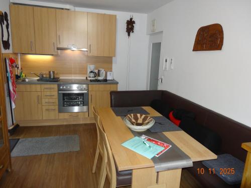 Kleine Einliegerwohnung- komfort Home! in Lahnau