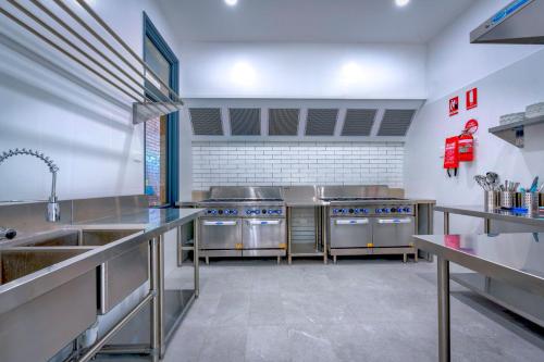 Capsule Hostel Perth - note - Valid passport required to check-in in Perth
