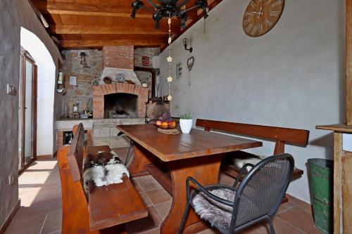 Family friendly house with a swimming pool Grizane, Crikvenica - 24302 in Grizane