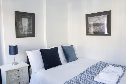 Bishop Gate B&B - image 2
