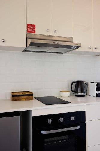 Queen Studios at Manly - 3min walk to Corso & Manly Beach - image 7