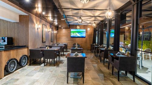 Restaurant, MIRANDA HOTEL in Boukhalef
