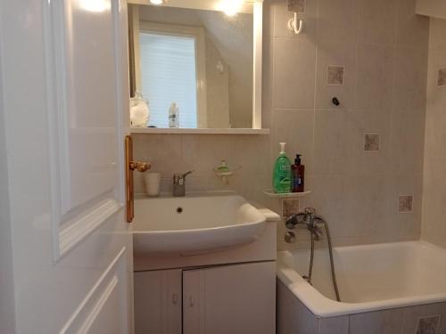 화장실, pavliani house in 파블리아니