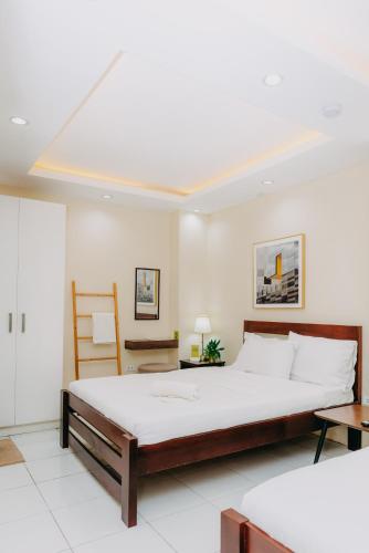 Nine Balconies Island Stay