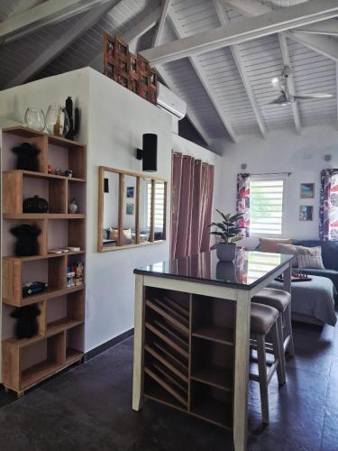 館内設備, Cozy House with Terrace in Upper Prince's Quarter in オイスター ポンド