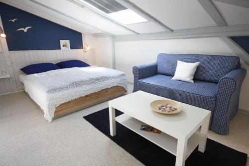 Warnemünde Studio Klippe 38559 in der Rostocker Str in Warnemünde, Deutschland
