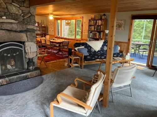 Camp HuckelBauer in Hancock (ME)