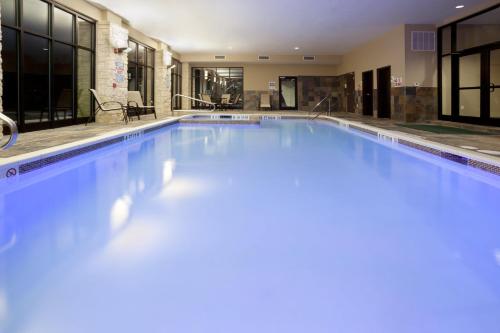 泳池, Holiday Inn San Antonio N - Stone Oak Area in 希爾村莊