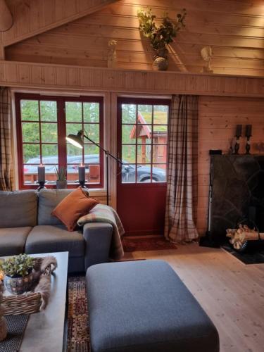 Ramstadbu -Lake Cabin near Trondheim, 4 Bedrooms in Storen