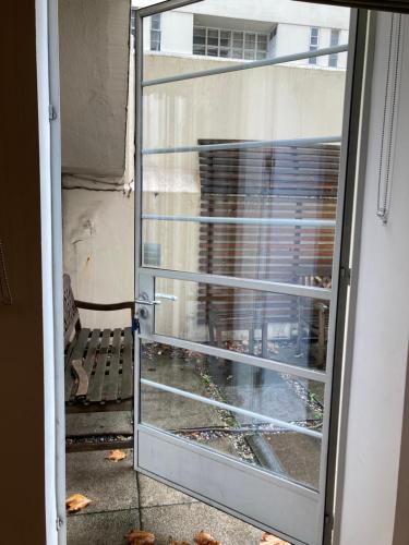 NELL GWYNN HOUSE - Large Studio Apartment with Patio, Sloane Square in Kensington and Chelsea