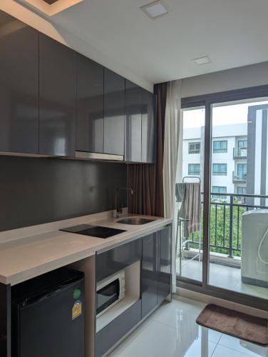 Pattaya Arcadia beach Continental 5-Star Guesthouse room