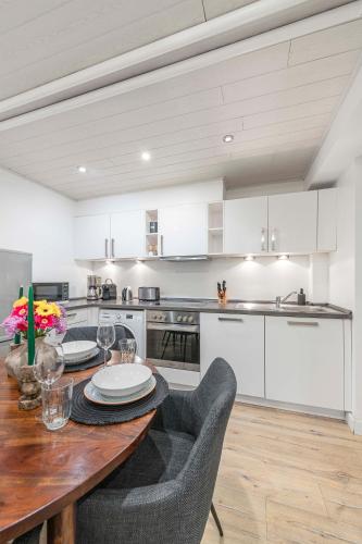 The Düsseldorfer, 1 BR, 1 living room, group & family friendly, ideal for 2 - 4 Guests, Berlin (photo 8)
