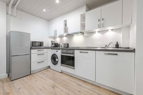The Düsseldorfer, 1 BR, 1 living room, group & family friendly, ideal for 2 - 4 Guests, Berlin (photo 7)