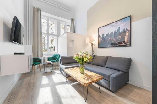 The Düsseldorfer, 1 BR, 1 living room, group & family friendly, ideal for 2 - 4 Guests, Berlin (photo 2)