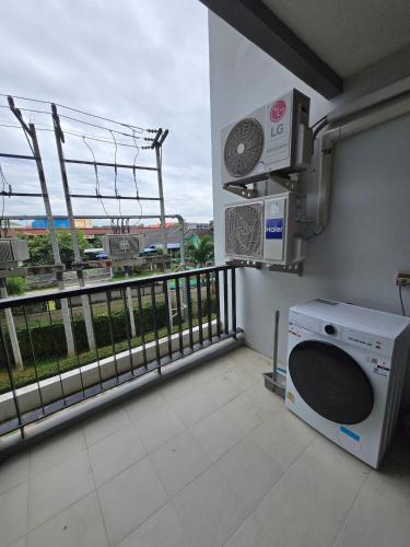 Infinity Blue, High Speed Wi-Fi, Soft bed in Nong Han