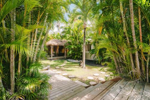 Charming family villa Desir des Iles in Berard