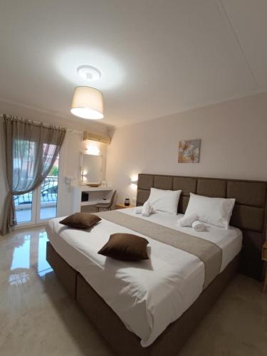 2 twin beds
