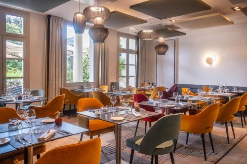 Ресторан, Château Belmont Tours by The Crest Collection in Тур