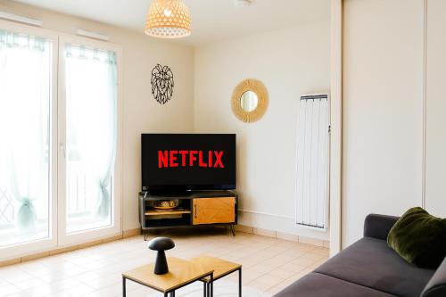 Facilities, Studio Jean Moulin in Le Peage De Roussillon