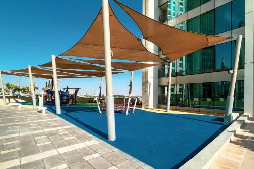 Luxury 2 bedroom with Burj Khalifa view connected to Dubai Mall - image 3