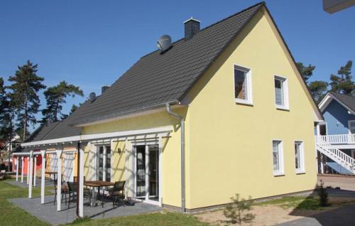Haustierfreundliches Haus Mit 4 Schlafzimmern In Röbel in Röbel, Deutschland