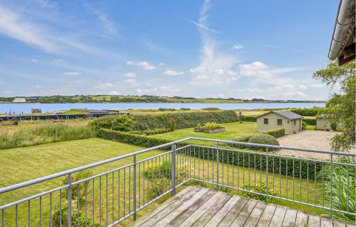 Skats, Awesome Home In Thisted With House Sea View in Vester Jolby