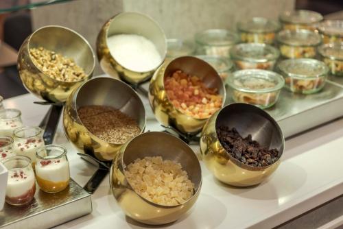 Ilunion Pio XII - image 13