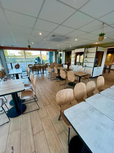餐饮, B&B HOTEL PERPIGNAN Nord Aéroport (B&B HOTEL PERPIGNAN Nord Aeroport) in 佩皮尼昂