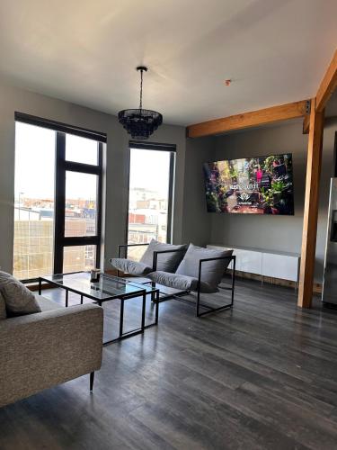 Luxe 2BR condo in Denver's Rino Art District – khách sạn tại North Capitol Hill