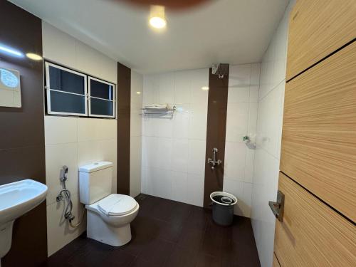 Ceylon Bake House Woodland Junction Ernakulam – Cochin, NE