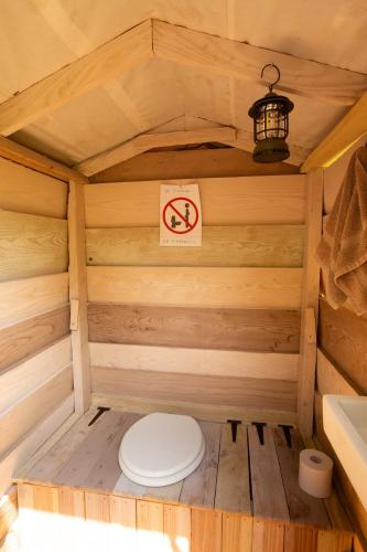 The Organic Cotswolds Shepherds Hut in Cranham