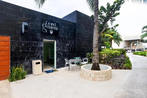 Grand Palladium Costa Mujeres Resort & Spa
