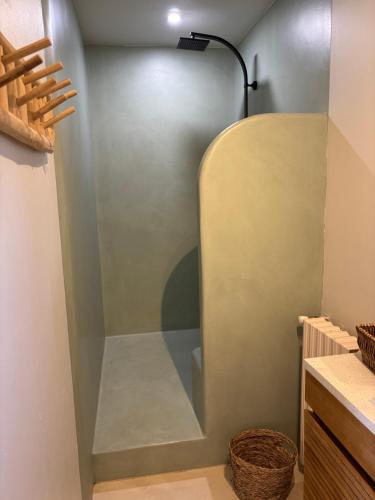 Le Mas des Vignes en Drome provençale (Le Mas des Vignes en Drome provencale) in Рошгуд