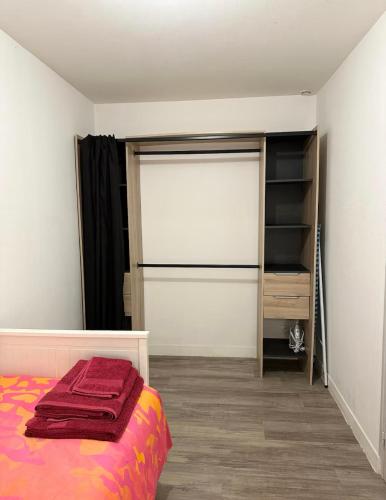 Appartement calme à 20 min de paris et 7’ d Orly (Appartement calme a 20 min de paris et 7’ d Orly) in ซาวีญี ซูร์ ออร์จ