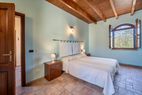 2 twin beds