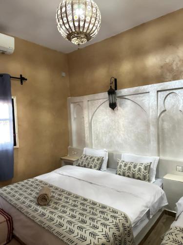 Riad Azwaw in 埃爾拉希迪亞