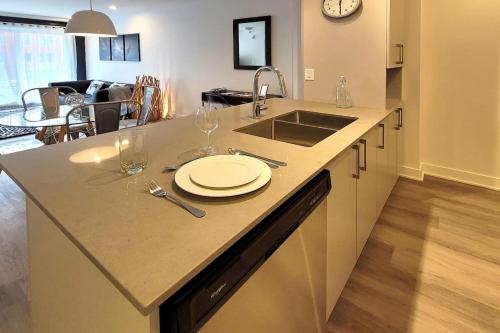 Corporate Stays Blum 1 Bedroom in Brossard