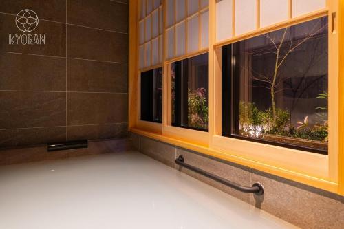 [Park Mu-seok] - Vacation STAY 69077v