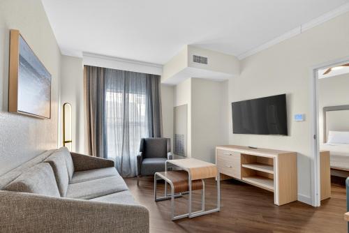 Homewood Suites by Hilton Carlsbad-North San Diego County - image 9