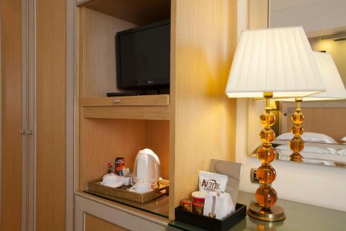 Starhotels Tuscany - image 13