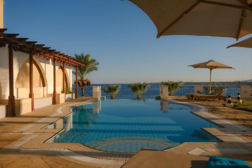 Piscina, Moevenpick Resort Sharm El-Sheikh (Movenpick Resort Sharm El-Sheikh) in Sharm El Sheikh